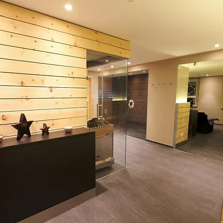 The Excelsior Ostfluegel Hotel