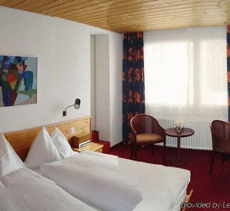 The Excelsior Ostfluegel فندق 3*