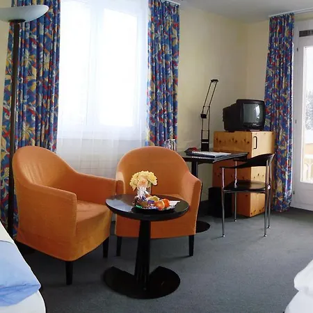 Hotel The Excelsior Ostfluegel 3*