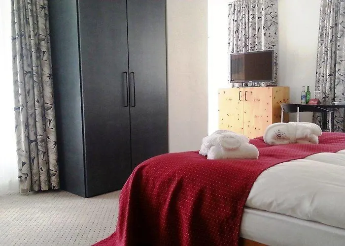 Отель The Excelsior Ostfluegel