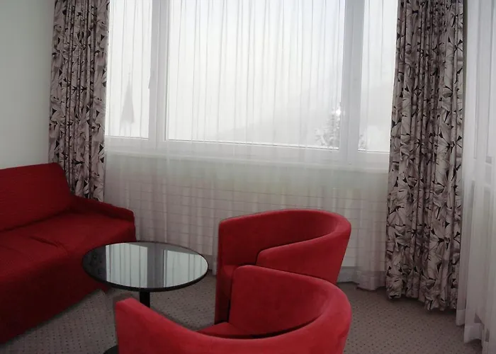 The Excelsior Ostfluegel Hotel