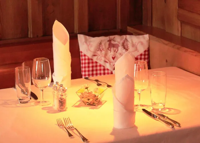 Отель The Excelsior Ostfluegel 3*