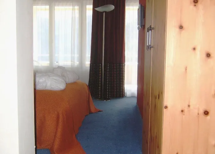 The Excelsior Ostfluegel 3* Ароза