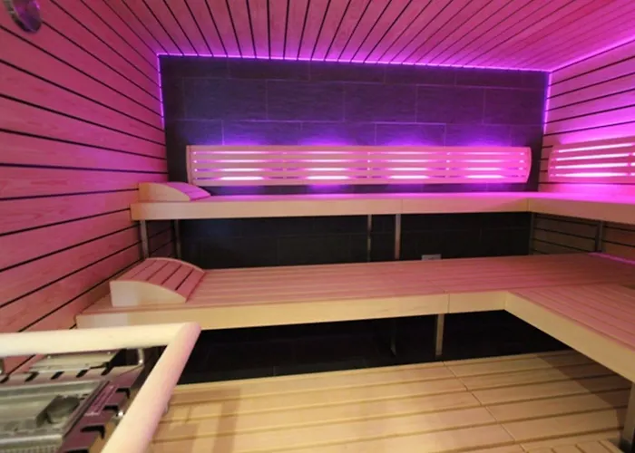 The Excelsior Ostfluegel Отель 3*