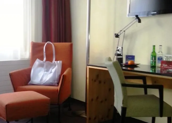 Hotel The Excelsior Ostfluegel 3*